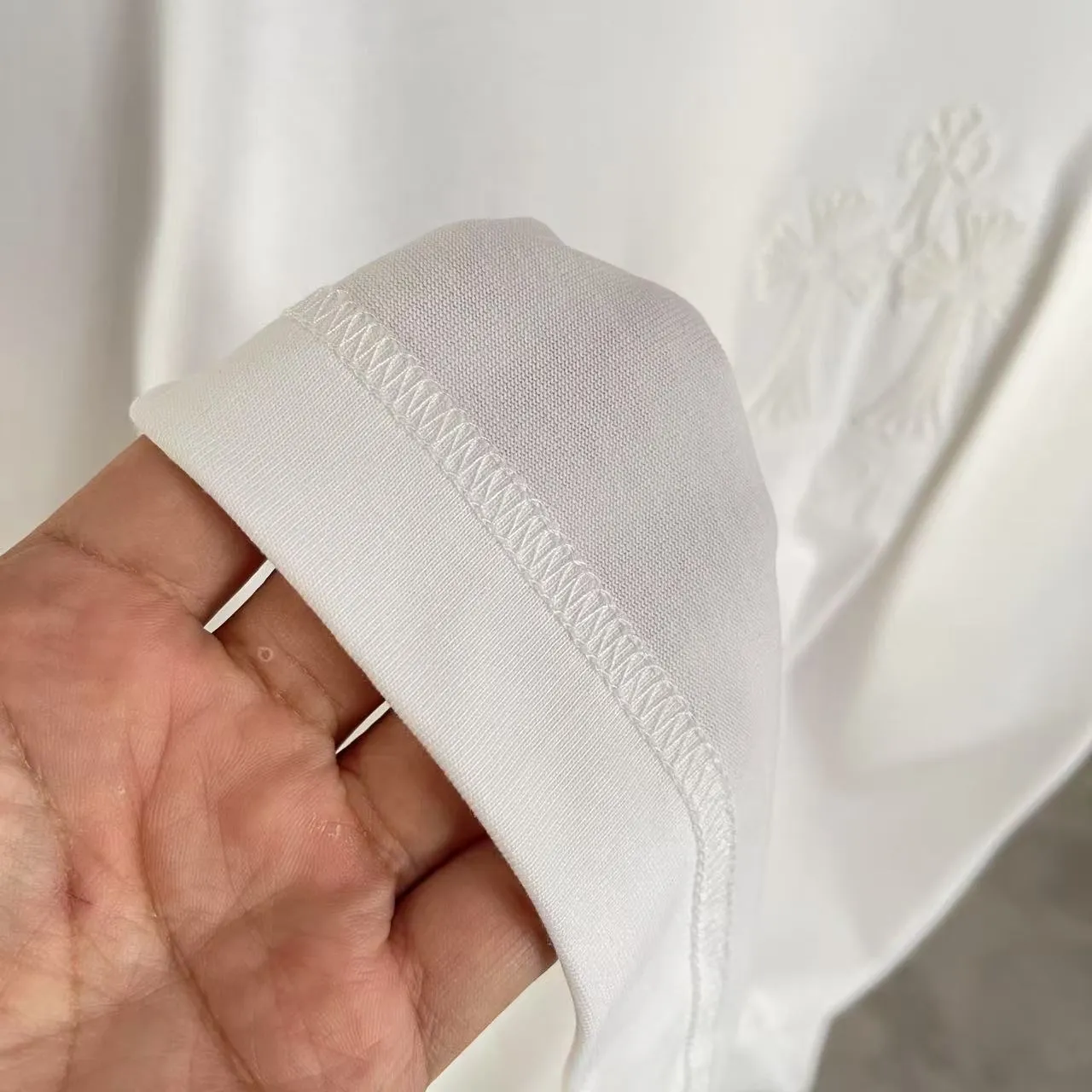 🅿️200 ch Cro* 2025 summer new style Sanskrit horseshoe cross cross vacuum embroidery short-sleeved t-shirt custom fabric 300g same style for men and women Size: S M L XL XXL Five codes Color: black white